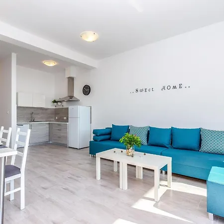 Veronique 4 Mit Whirlpool By Interhome *