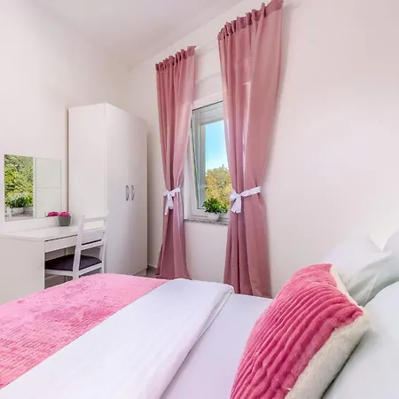 Apartamento Veronique 4 Mit Whirlpool By Interhome Dramalj
