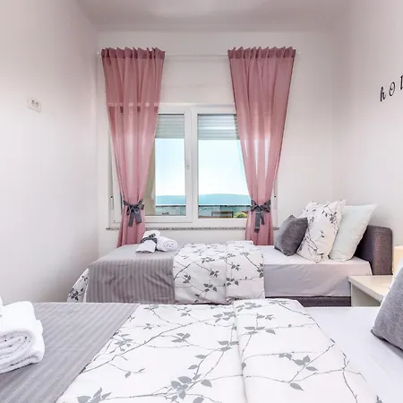 Veronique 4 Mit Whirlpool By Interhome Apartamento